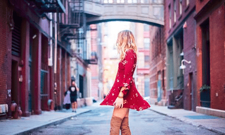 Robe rouge d'hiver à manches longues