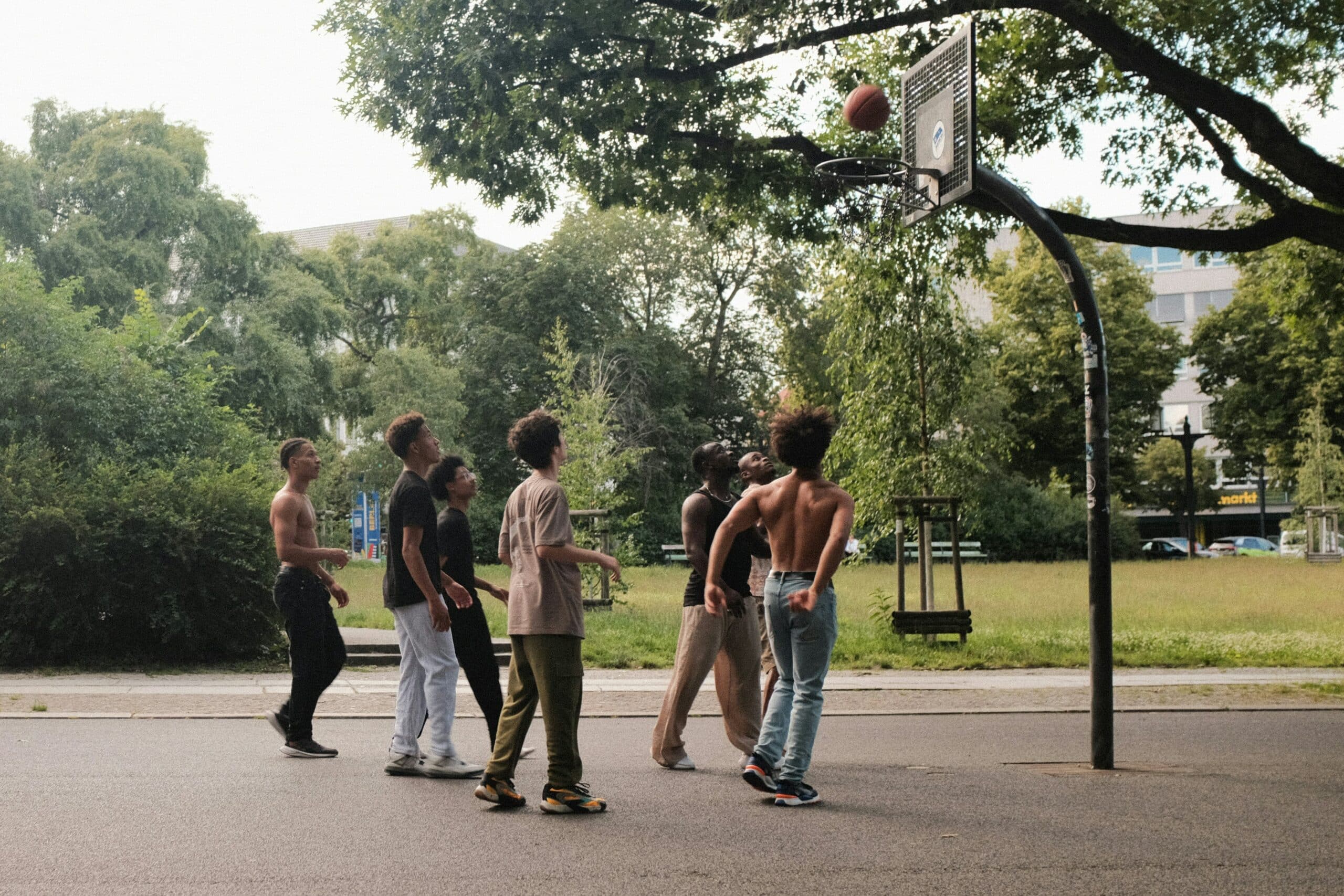 Découvrir les sports urbains émergents dans votre ville